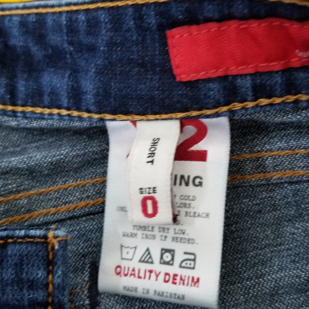 Express Low Rise Skinny Jean - Picture 7 of 8